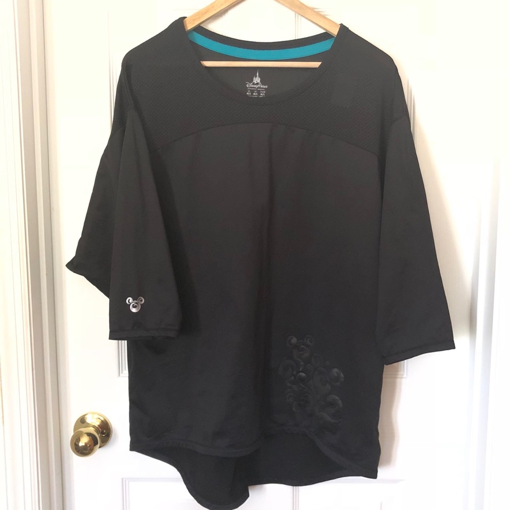 Authentic Disney Parks Top Sz M/L